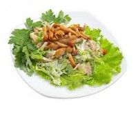 Салат «Грибное лукошко» (опята, картофель отварной, ветчина, свежий огурец, майонез)